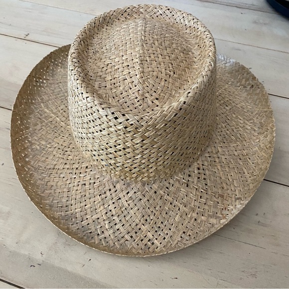 Ashworth, straw hat, woman adjustable, sizing unisex warm weather - Picture 6 of 17